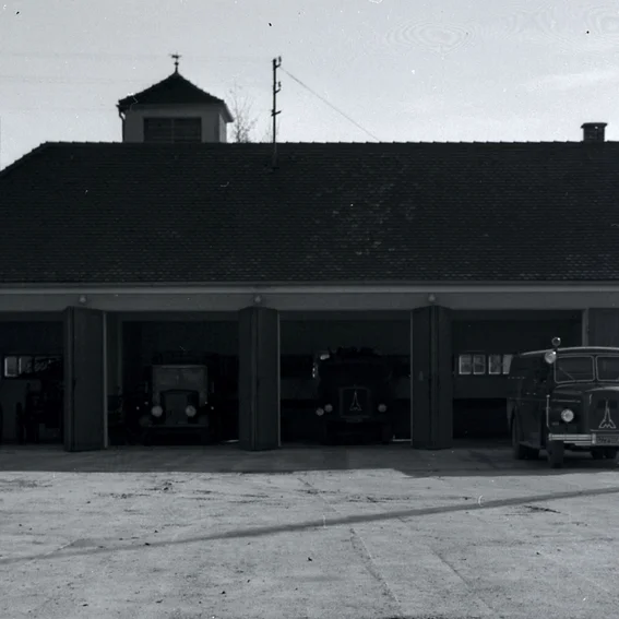 64_1952-13__.jpg